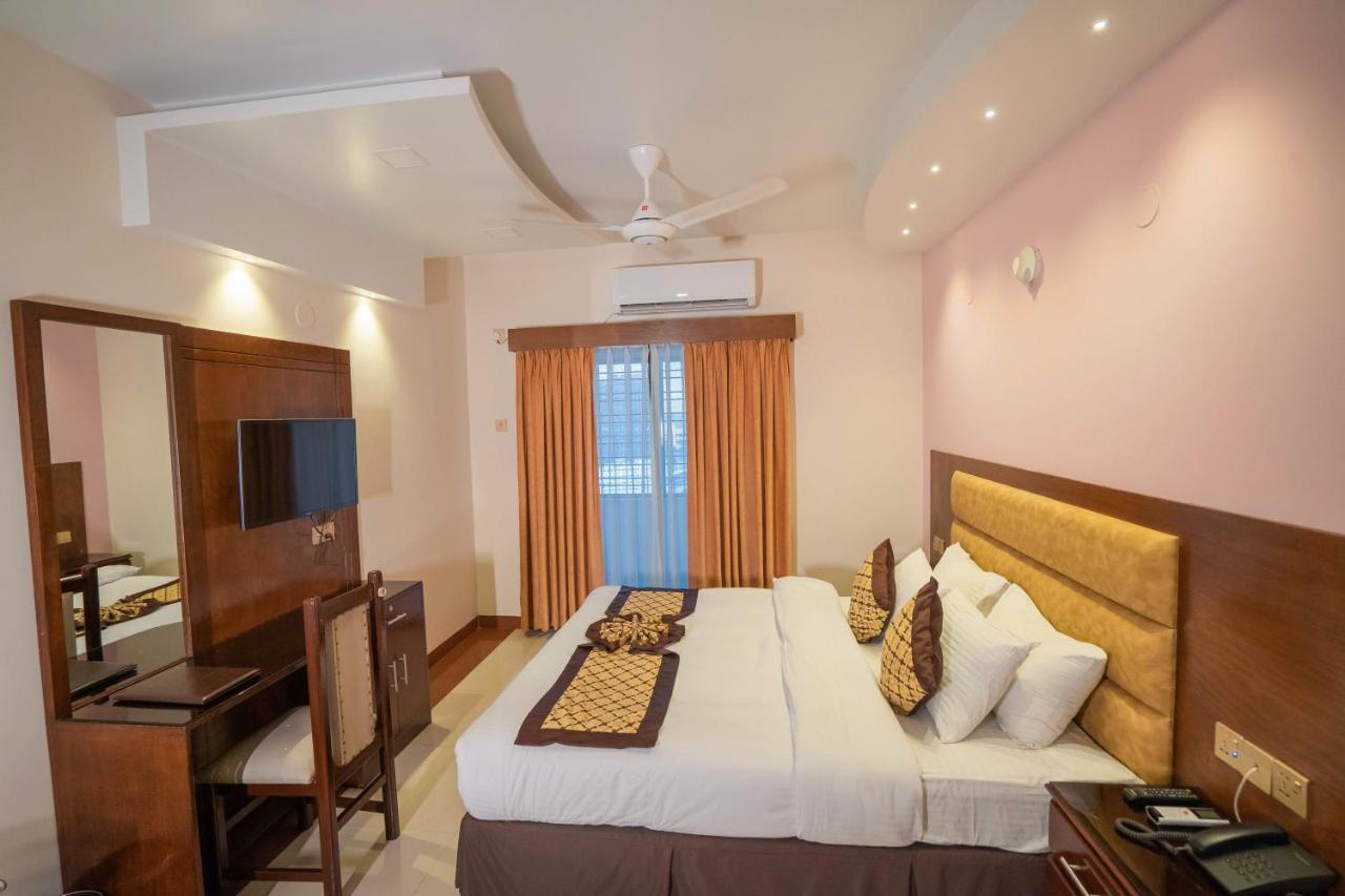Central Inn Dhaka Exteriör bild